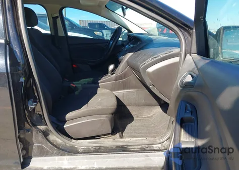 2016 Ford Focus S from USA, damaged, VIN 1FADP3E25GL324553